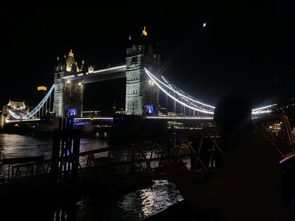 London bridge awesome place for night hangout 