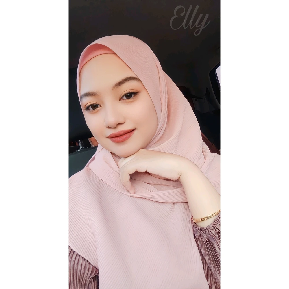 Imazhi u ngarkua nga Elly