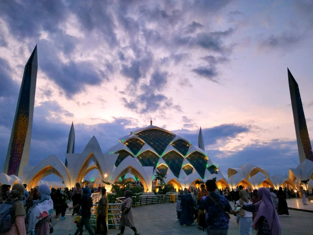 Gambar diunggah oleh Ela