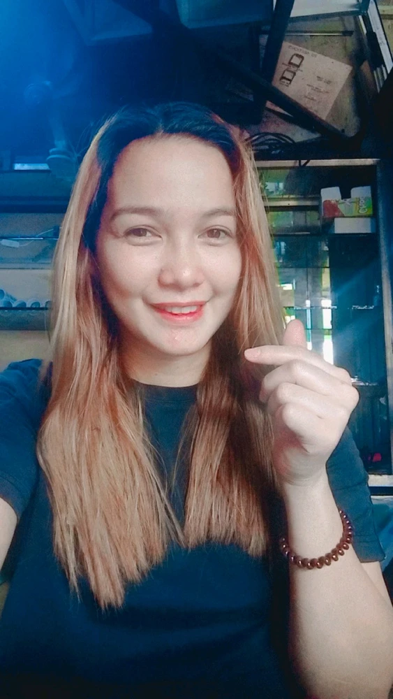 I-upload ni Janese ang larawan