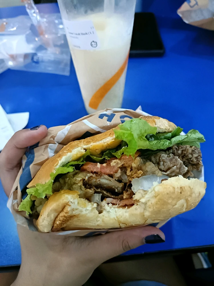 Image uploaded by Sky