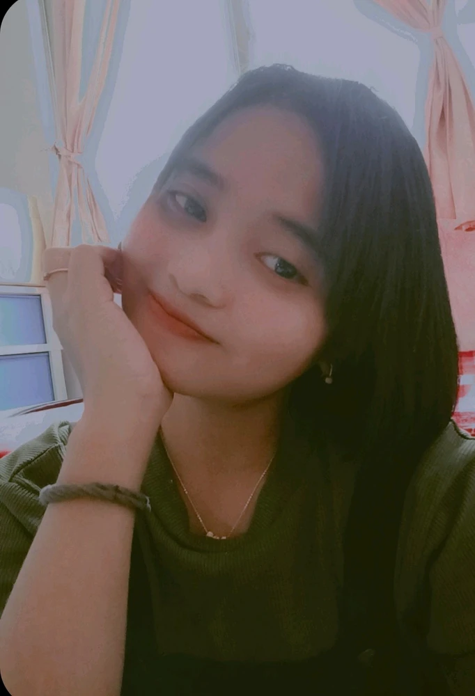 Gi-upload ni Dewi melati ang hulagway