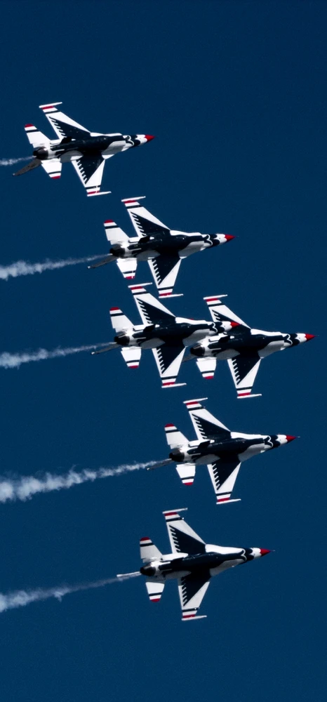 USAF Thunderbirds F16 demonstration team
