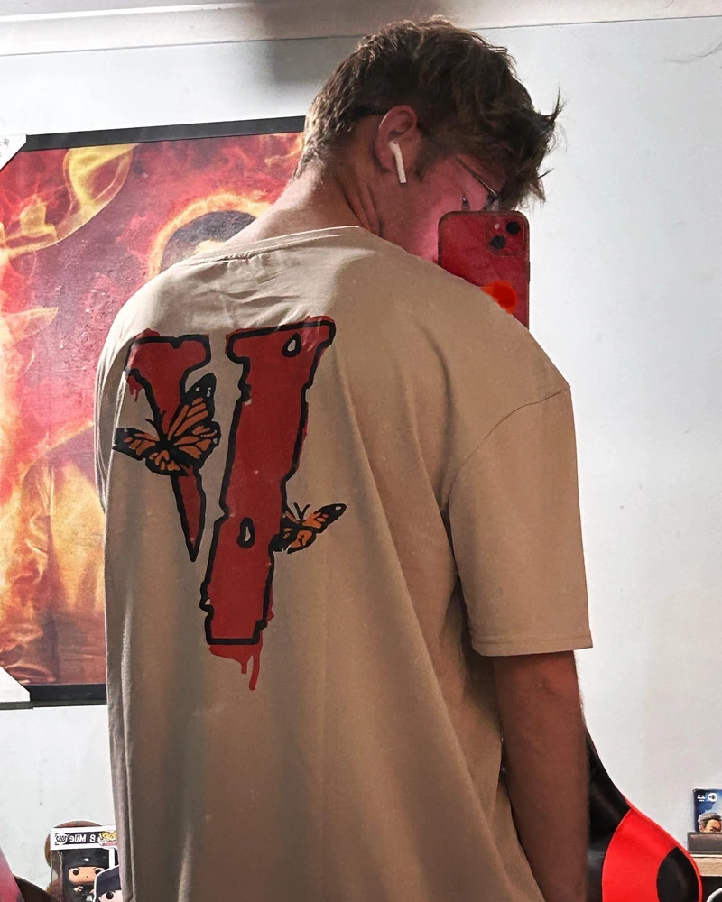 VLONE THUG 👏🏼💯