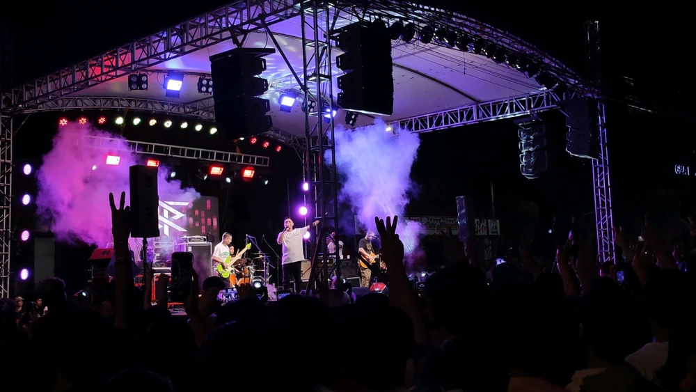 Image uploaded by Meck 🌈🌈🌈