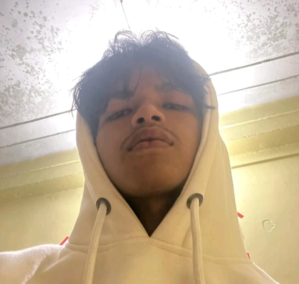 Gi-upload ni Ayaan Hazarika ang hulagway
