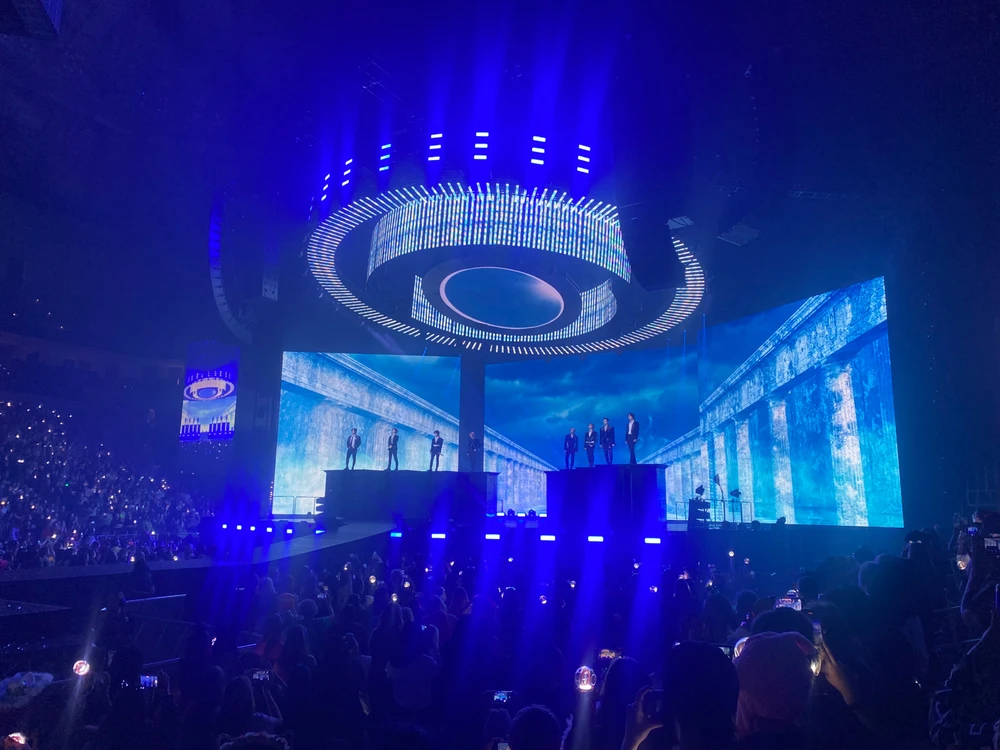 #kpop… straykids concert, maniac world tour 