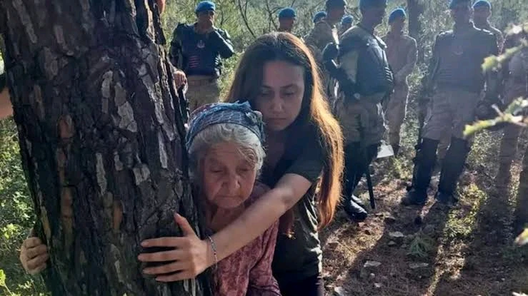 Adra Plare Yamos tarafından yüklenen görsel