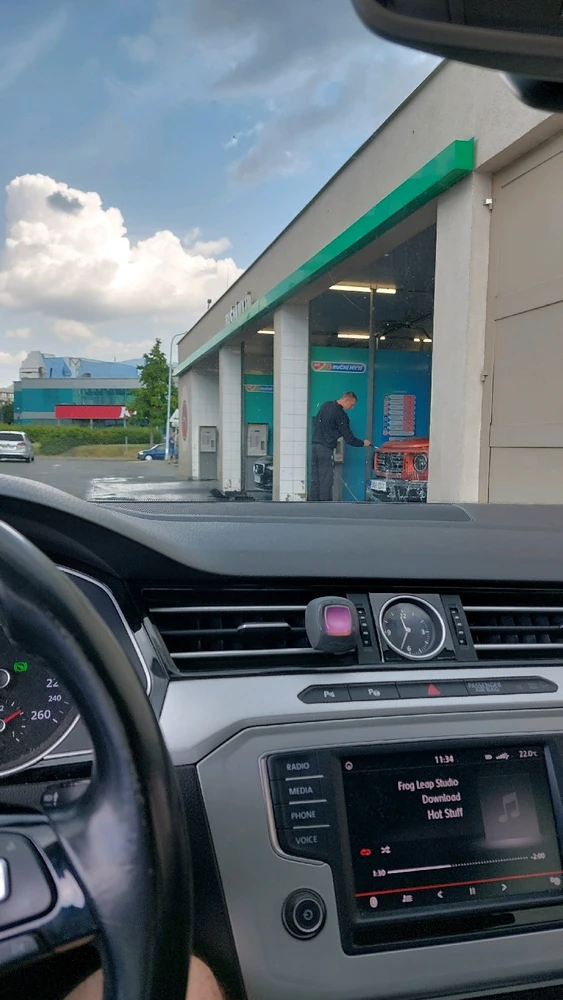 Obrázek nahrál Denny