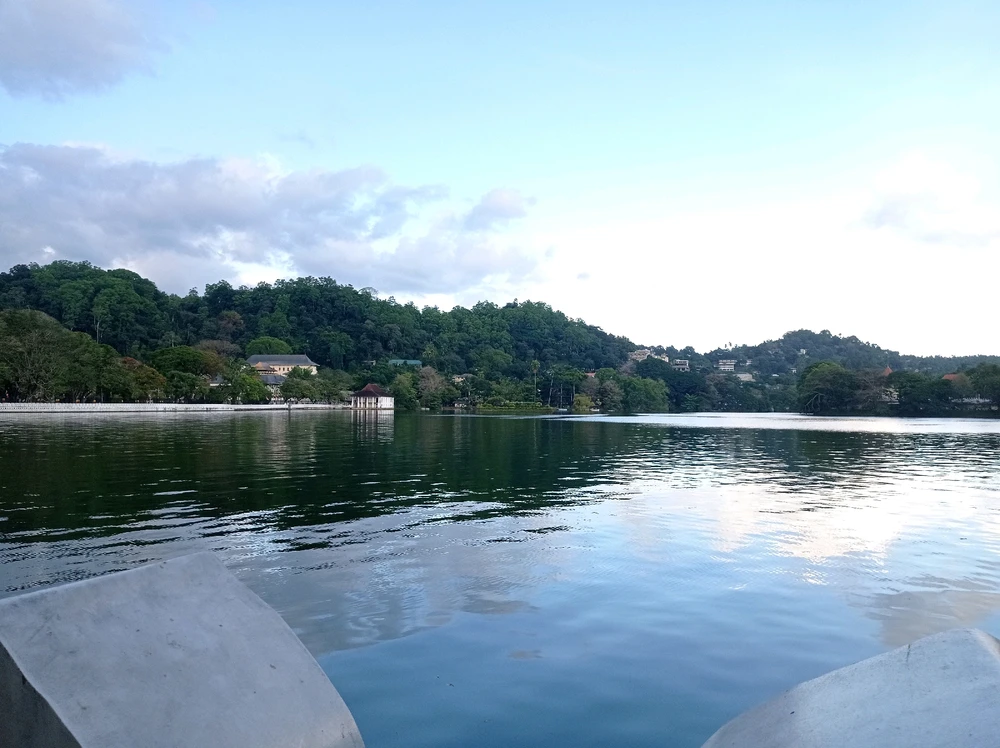@Kandy