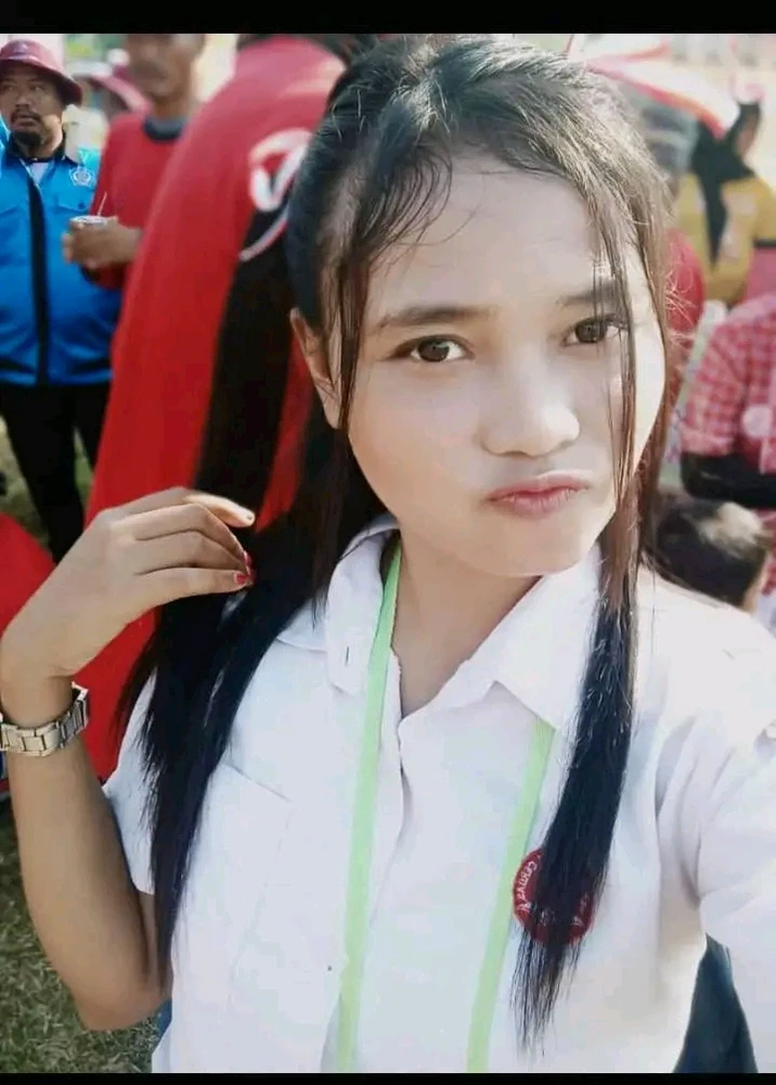 Gi-upload ni Dewi melati ang hulagway