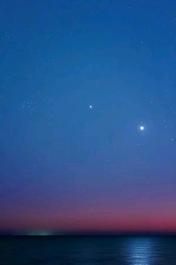 Фото загрузил Денис