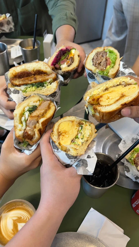 Another sandwiches day