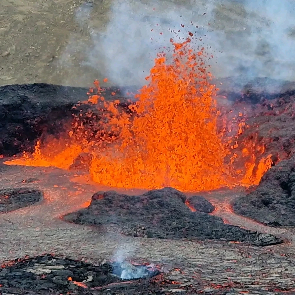 Fagradalsfjall eruption 2022