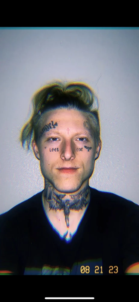 Foto nke Kade tinyere