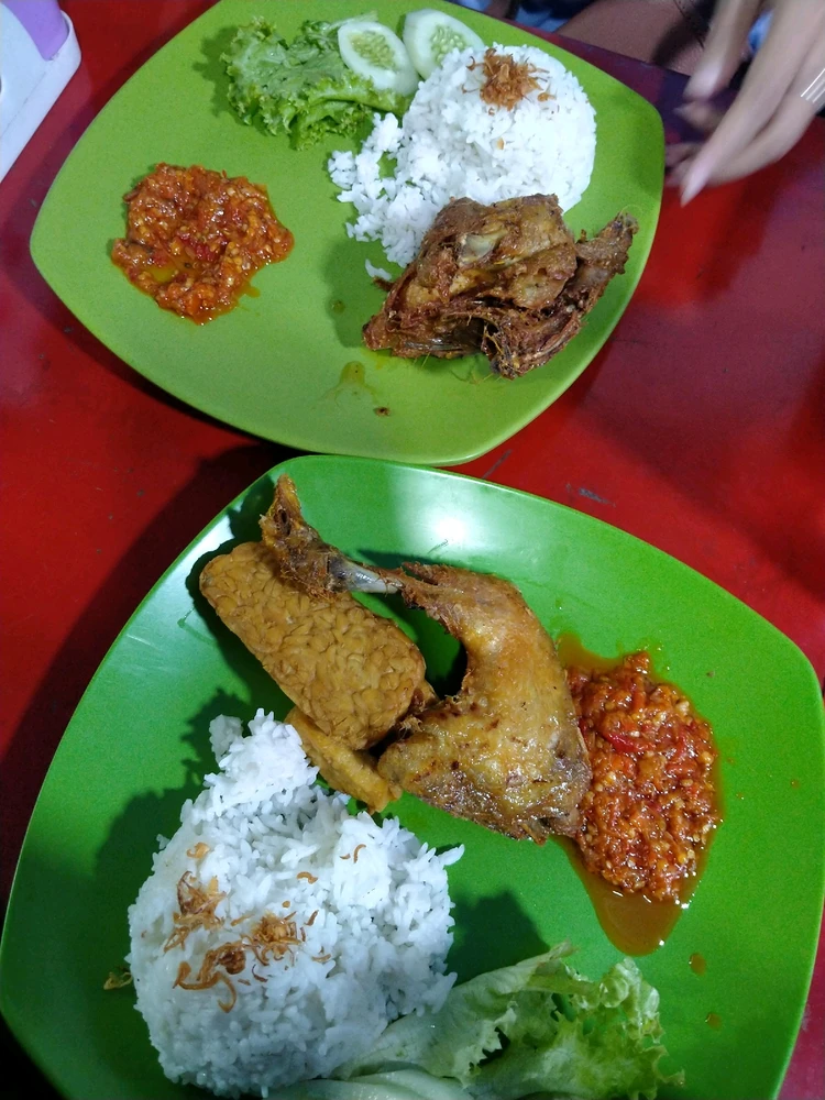 Image uploaded by Thifaa