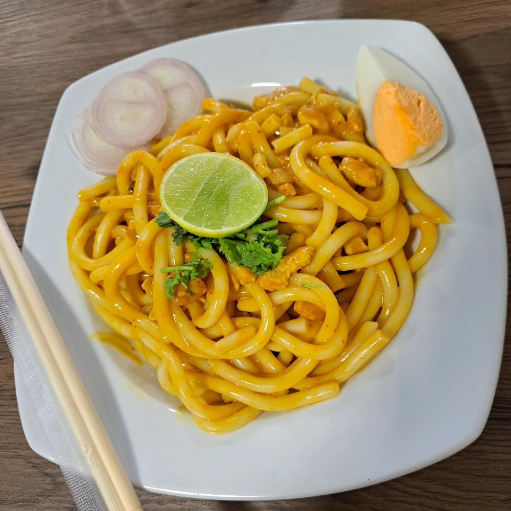 Myanmar Spaghetti 😆