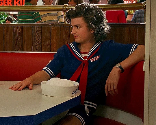 Steve Harrington in Scoops Ahoy Outfit