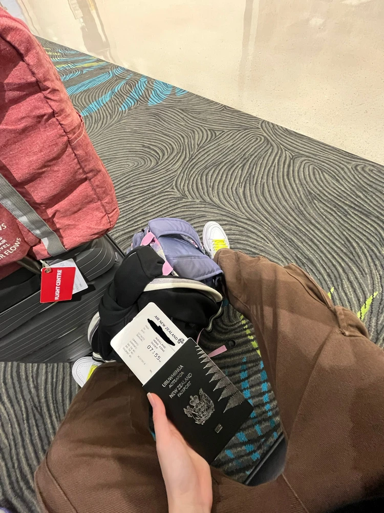 I-upload ni Louie ang larawan