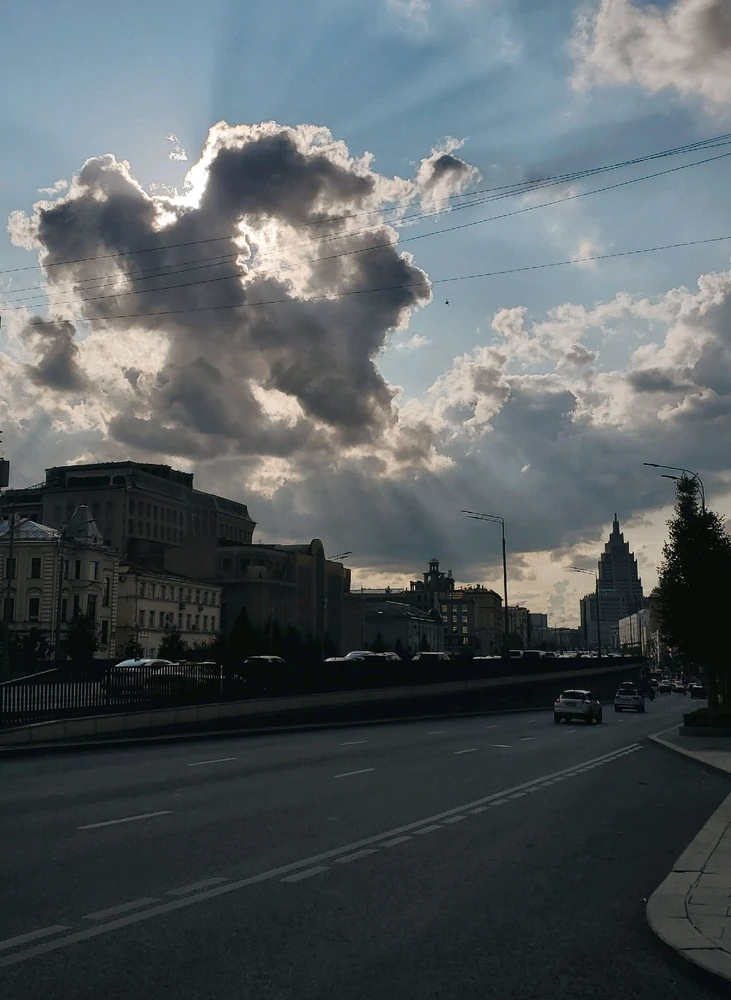 Фото загрузил SkyDoll