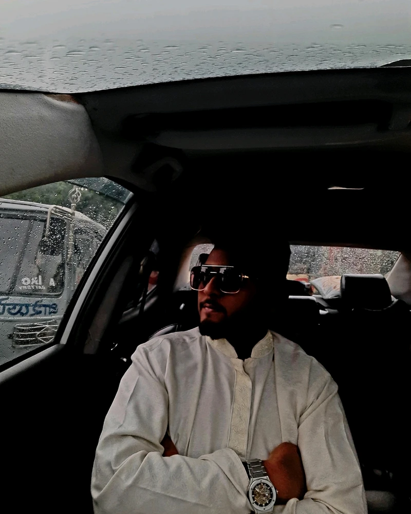 Robi Farhan আপলোড করেছে