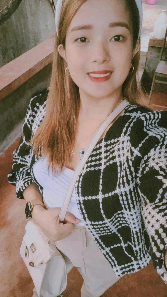 Gi-upload ni Marianne ang hulagway