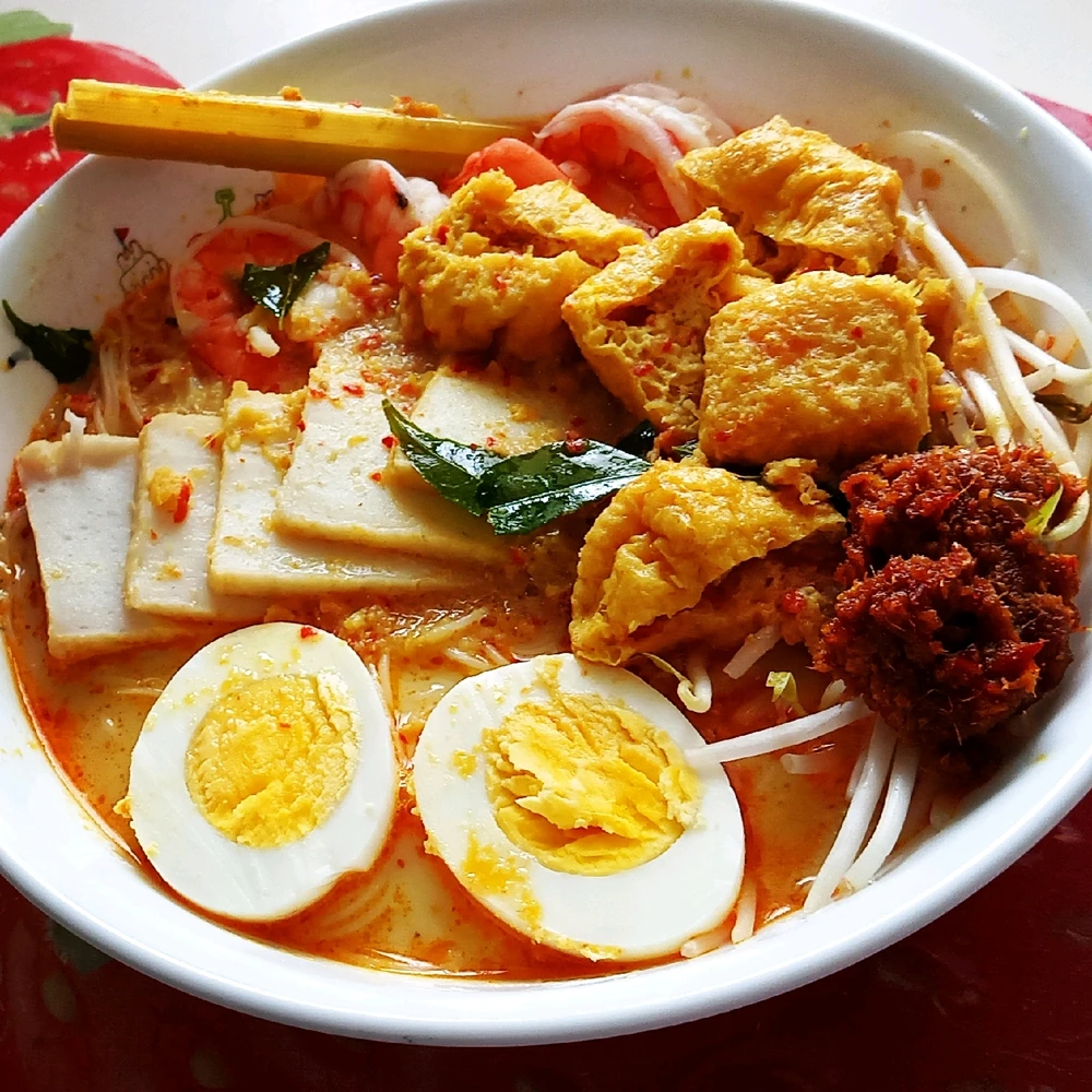 My version of Singaporean laksa mee😋