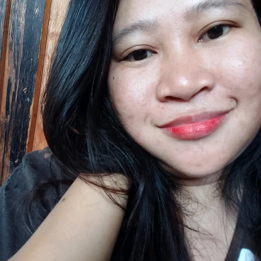 I-upload ni Marvie ang larawan