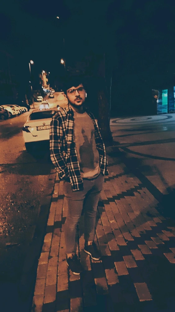 Azad tarafından yüklenen görsel