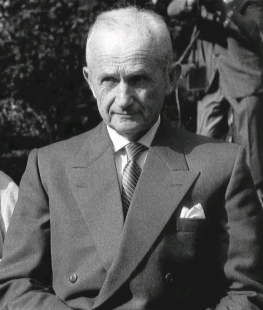 Image uploaded by Erik Thackrey