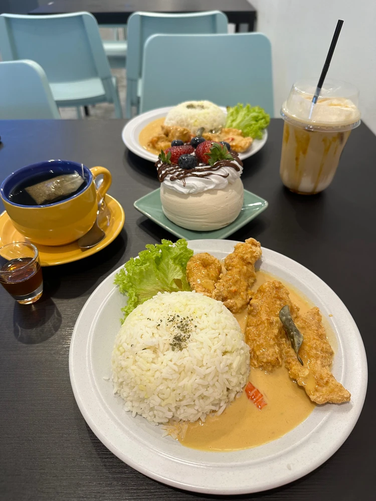 Iqa দ্বাৰা আপলোড কৰা ছবি