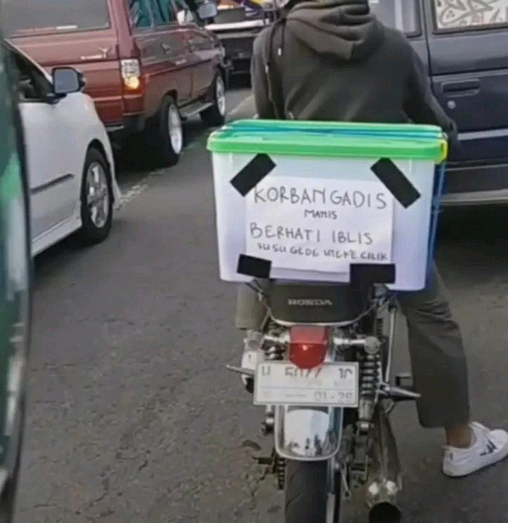 Gambar diunggah oleh メギ