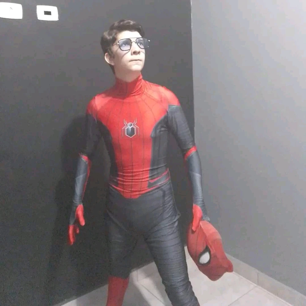 Meu cosplay do Homem-Aranha (Tom Holland)