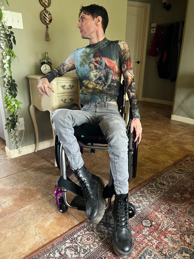 i use one! looking for other wheeler friends and those who like people who use them