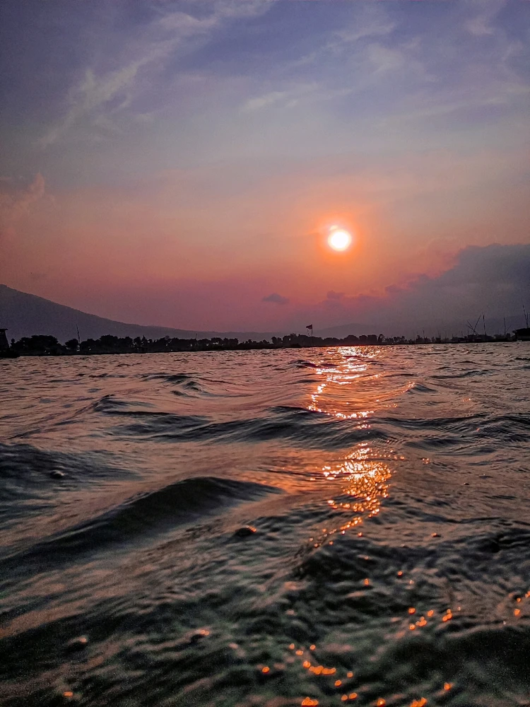 Gambar diunggah oleh Air