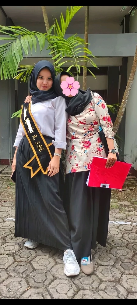 Gambar diunggah oleh ...