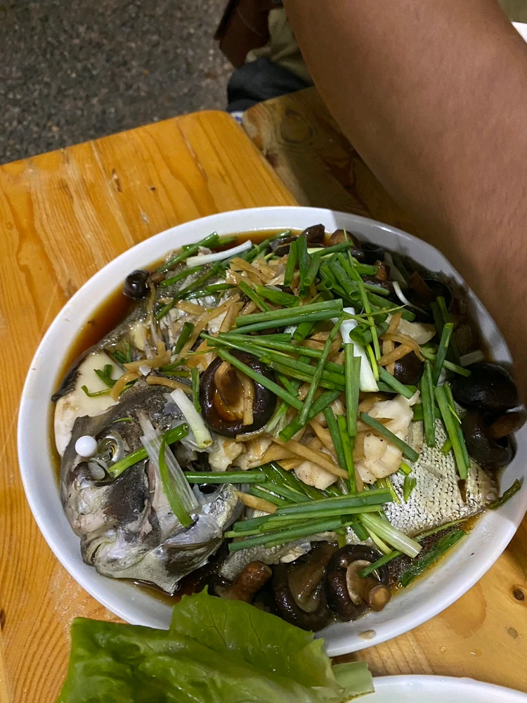 Ginger steamed fish