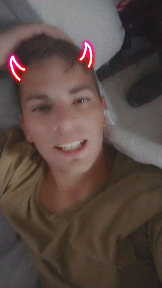 Gi-upload ni Kody Cravens ang hulagway