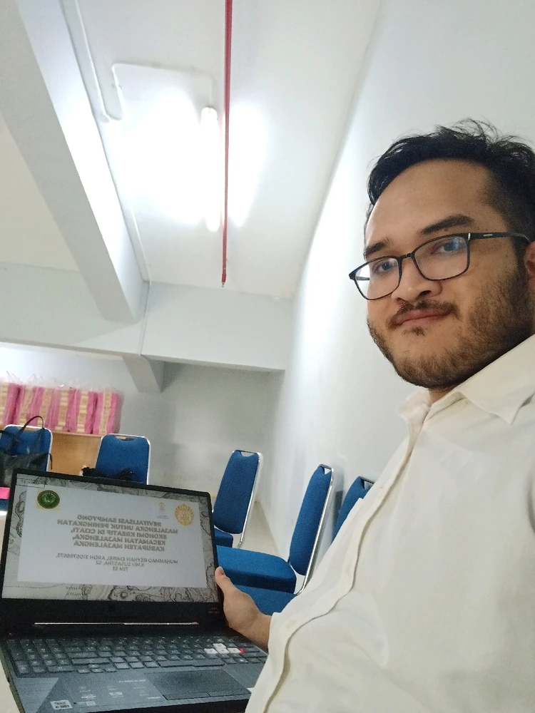 Gambar diunggah oleh Dmirel