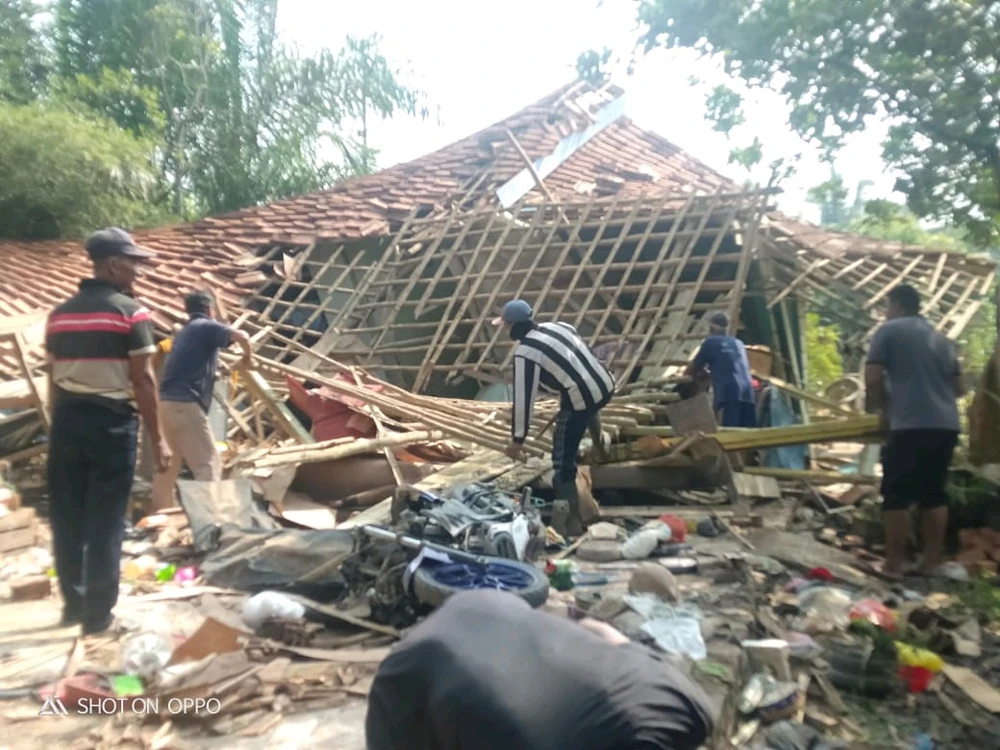 Gambar diunggah oleh ichan19