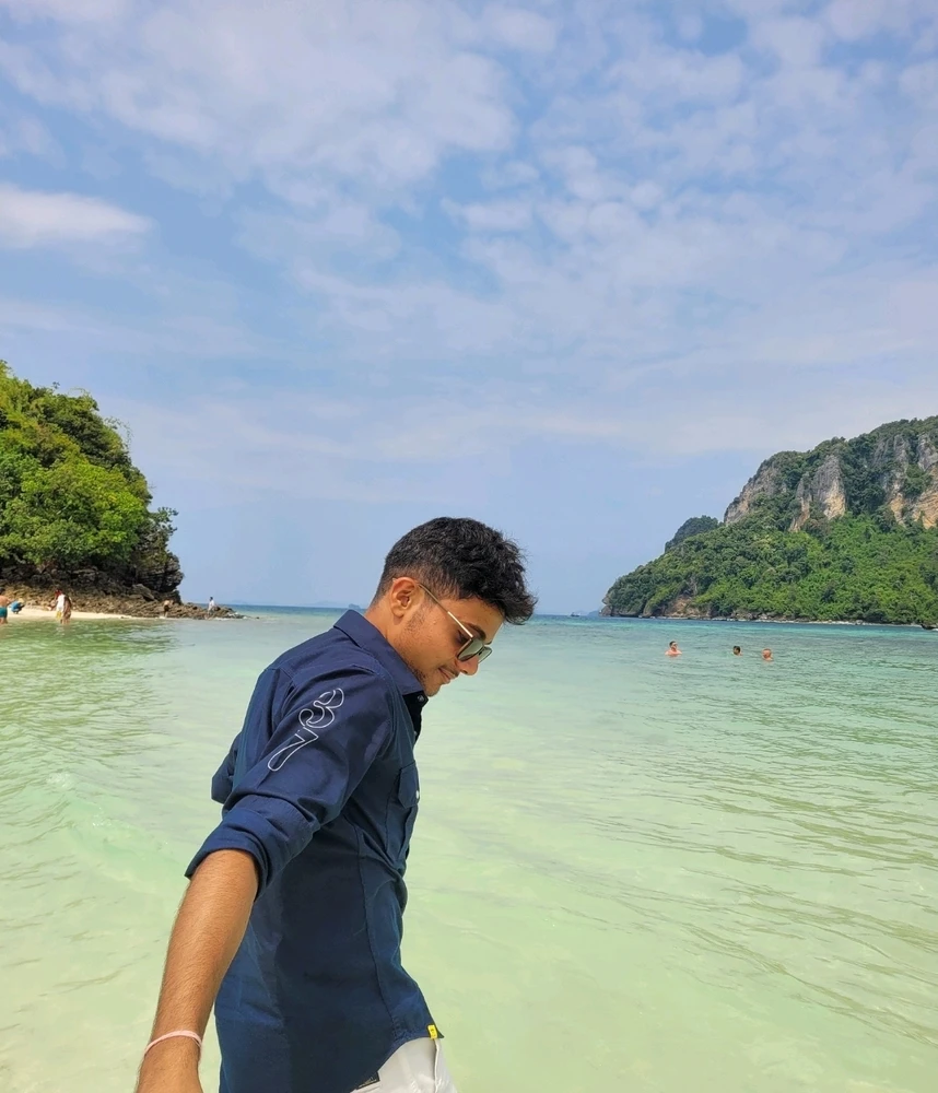 Gambar diunggah ku Kartavya