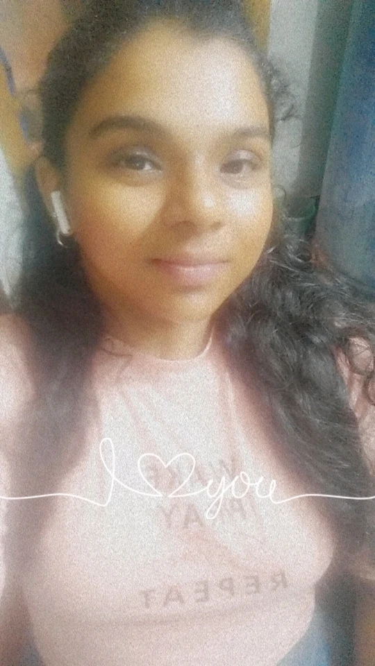 Poorni பதிவேற்றிய படம்