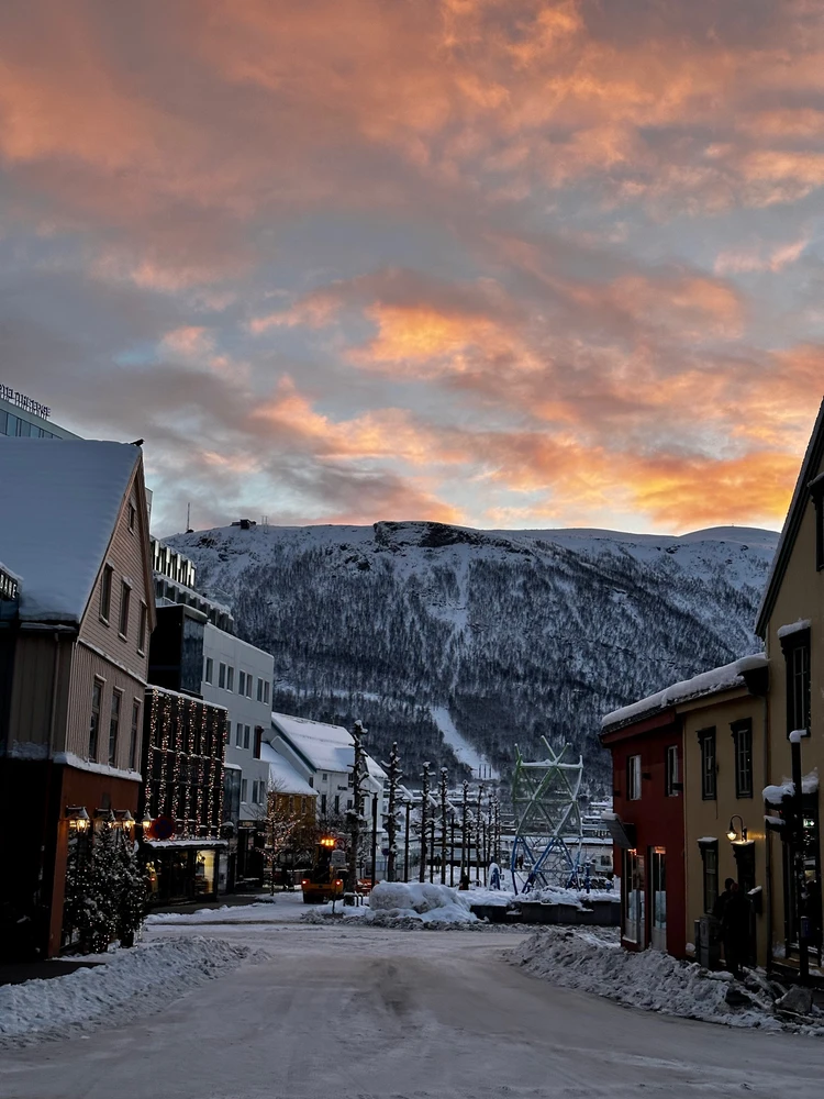 Фото загрузил Karina
