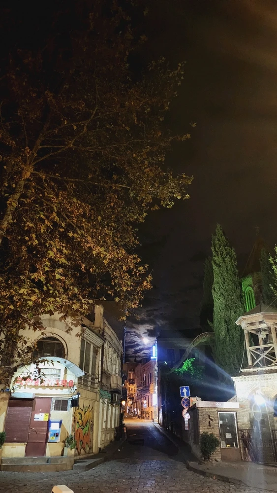 Фото загрузил Amre