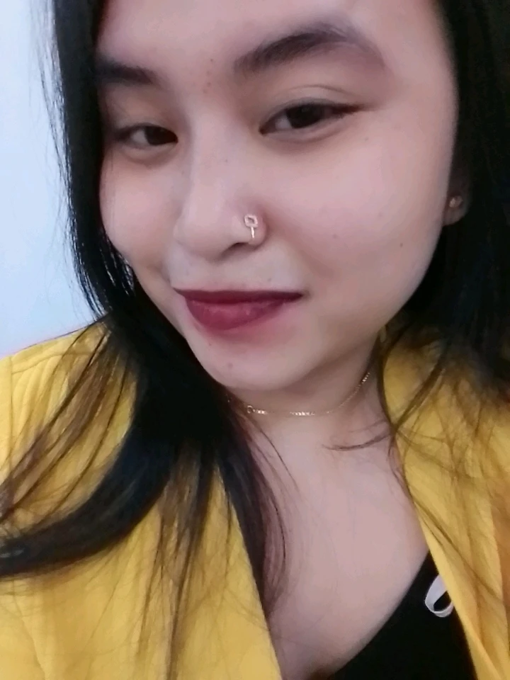 I-upload ni Hurrem ang larawan
