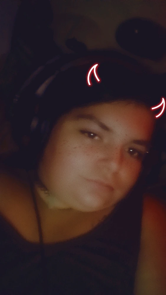 Duab xa los ntawm DevilsDaughter
