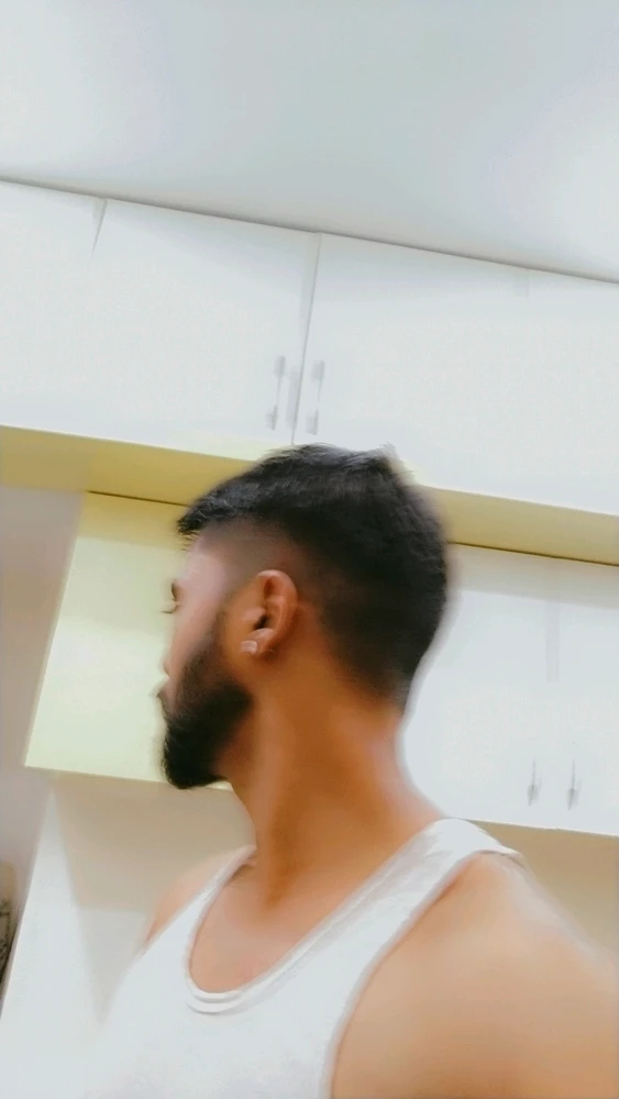 Gi-upload ni Ritik Jain ang hulagway