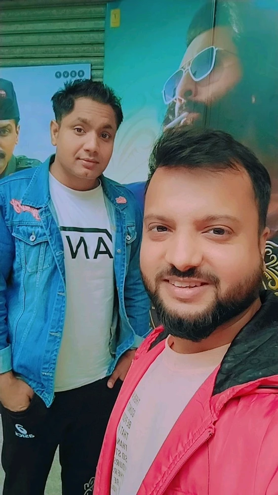 Gi-upload ni Varun Kumar ang hulagway