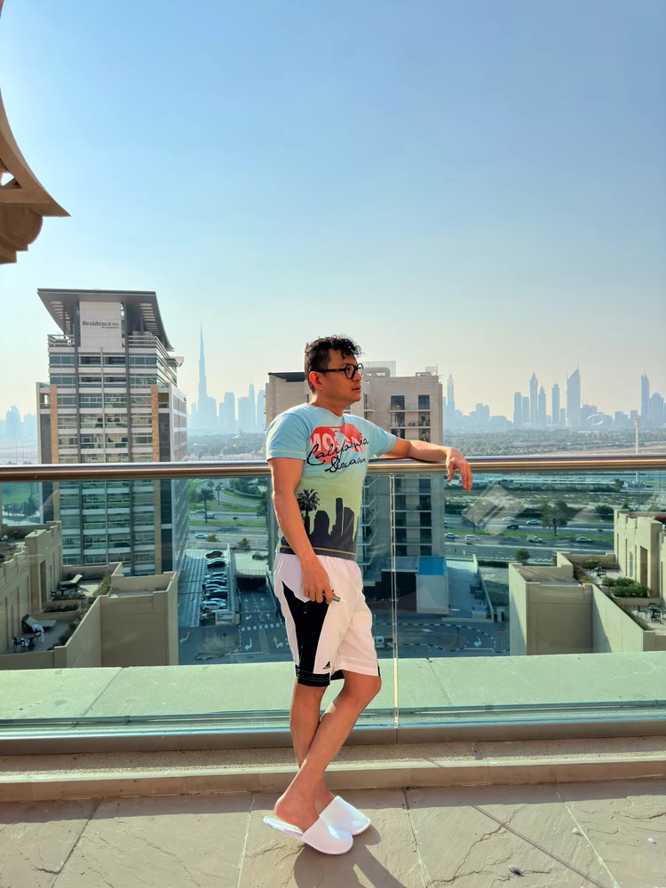 Gi-upload ni Brad ang hulagway
