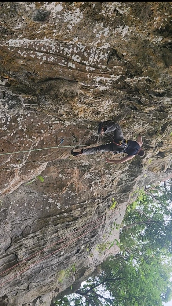 Found a jug to rest on 🧗‍♂️